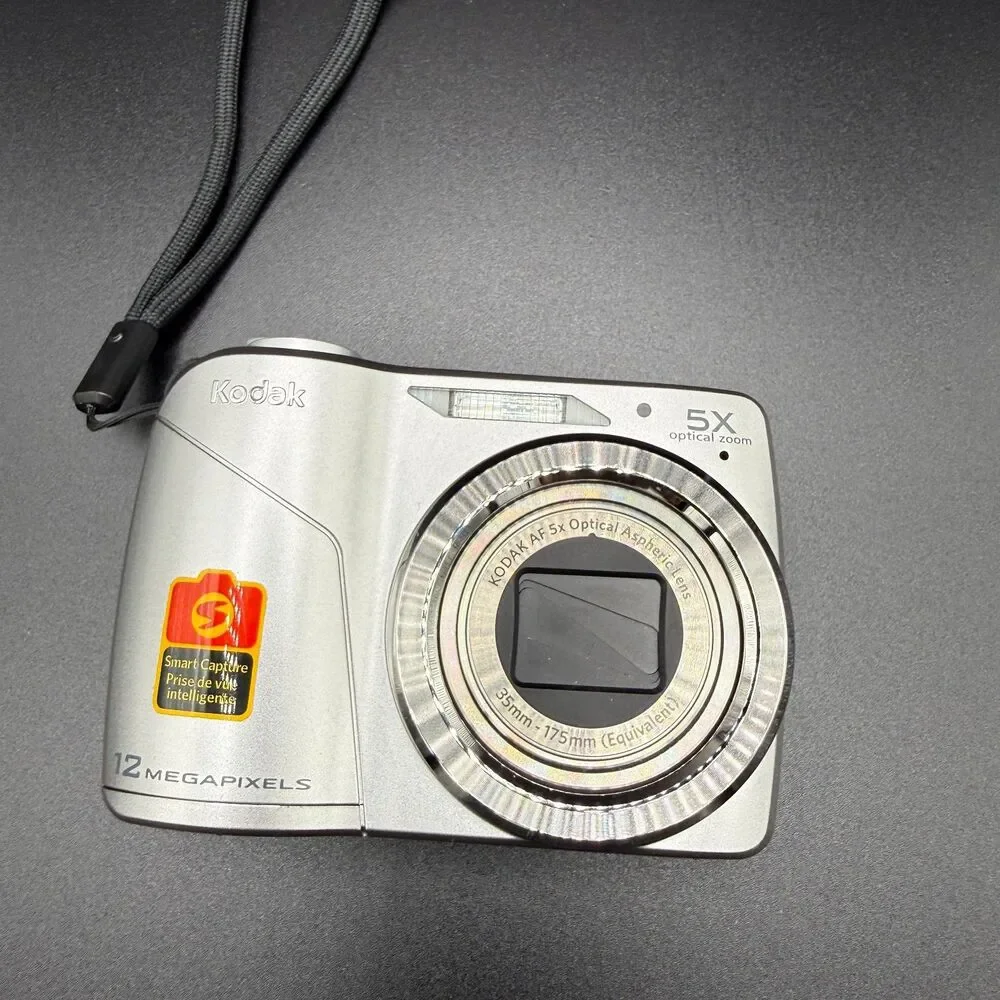 Kodak EasyShare C190 12.0MP Digital Camera - Silver Y2K Digicam- untested